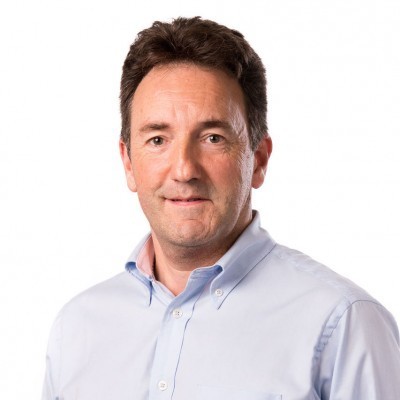 Dr Julian Druce