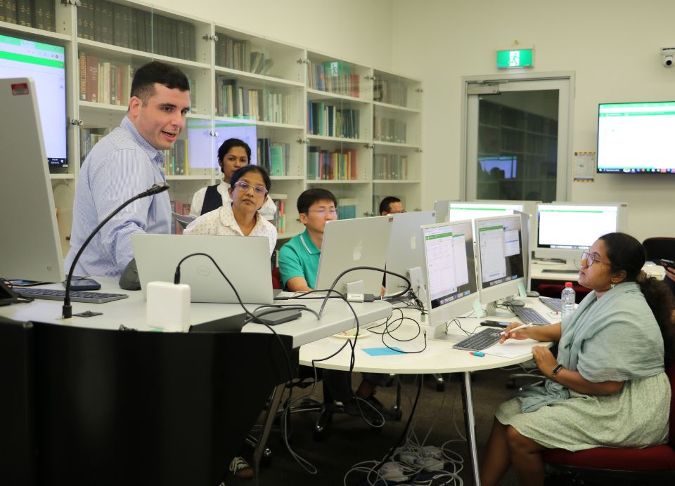 Przejdź do aspektu bioinformatycznego pod okiem trenerów