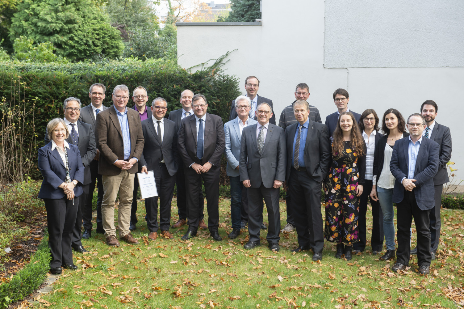 The University of Melbourne and Bonn University have renewed a joint PhD program.