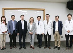 Professor Sharon Lewin visits the Institut Pasteur’s international network in Paris, Korea and Cambodia