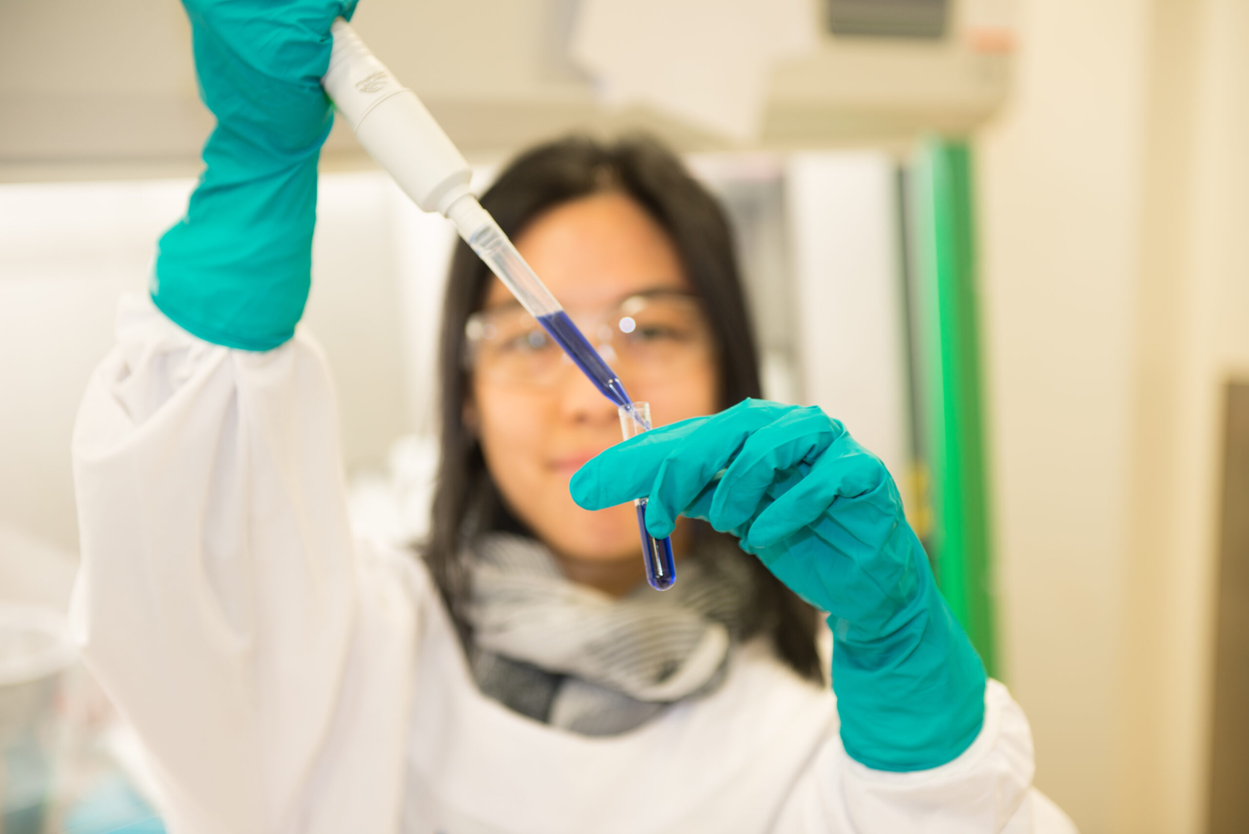 Amy Chung Immunologist working in the laboratory at the Doherty Institute